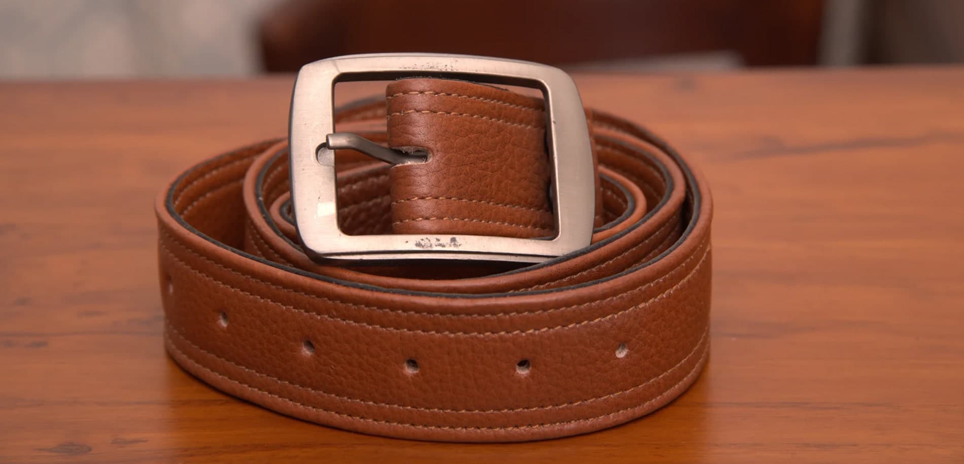 4 Signs It’s Time to Take Your Leather Belt to A Leather Care Shop