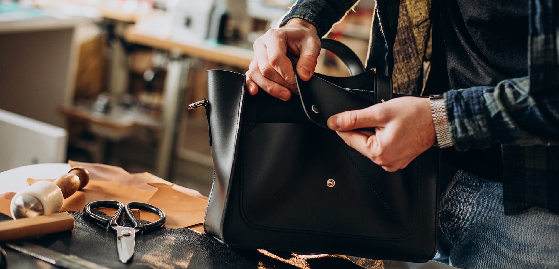 About De Leather Craft
