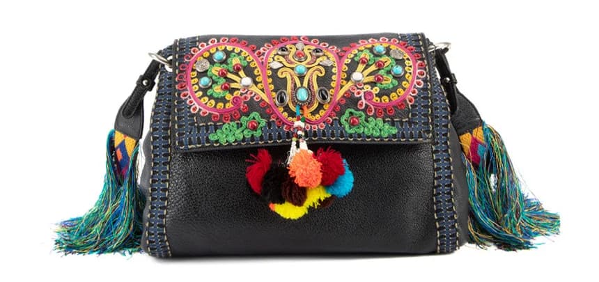 What is Included in Branded Leather Bag Repair Services in Jaipur At De Leather Craft, our branded leather…
